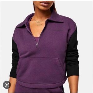 Outdoor Voices Black Kalamata Colorblock
Pickup sweatshirt
